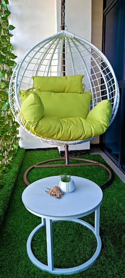 Tropical Themed 3Br And Dsq Apartment Nairobi Bagian luar foto